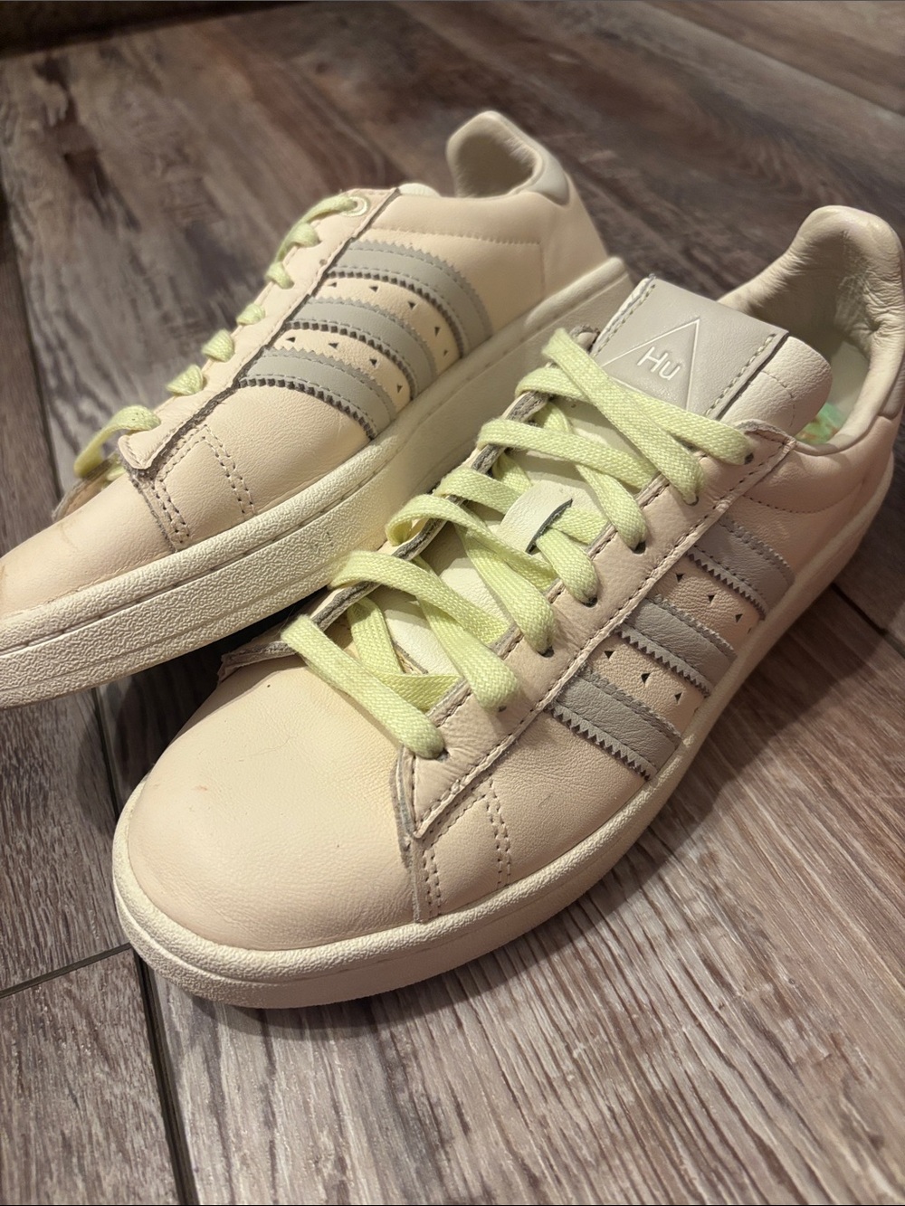 Adidas Campus Pharrell Williams Human Kind HU Men's 8.5 Shoes Ecru Green White